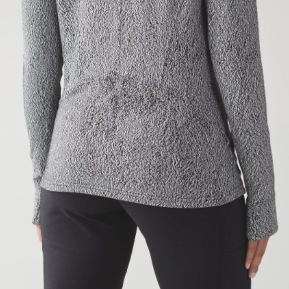 Lululemon Ready to Rulu™  Turtleneck - Picture 5 of 16